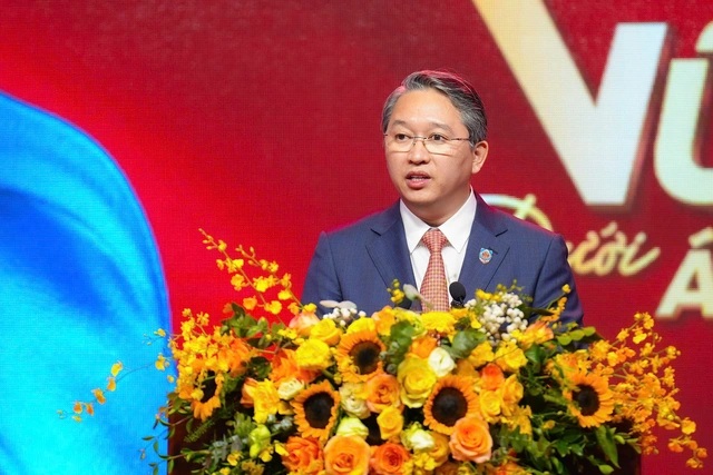 Bộ Tư pháp đón nhận Huân chương Lao động hạng Nhất